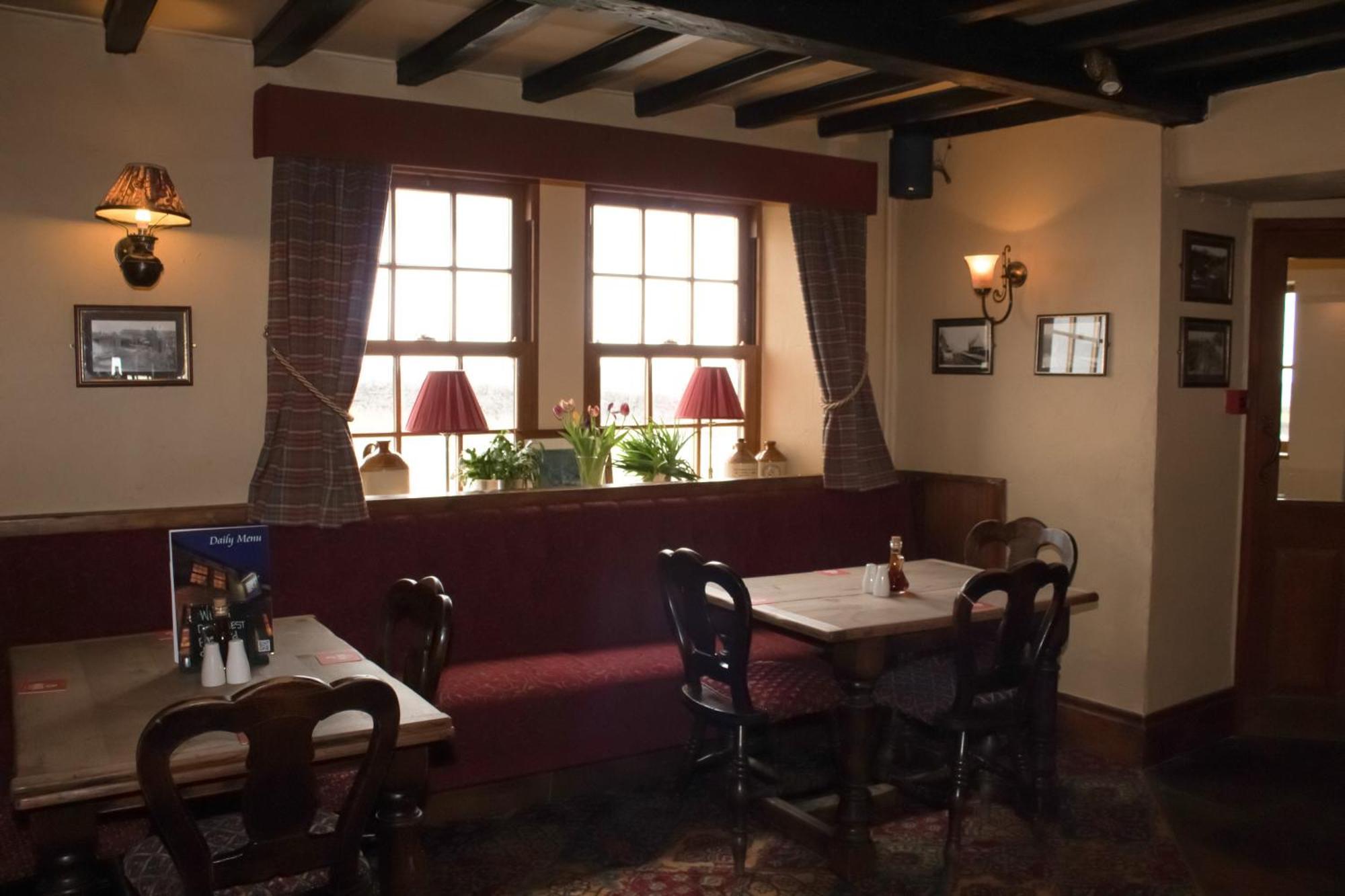 The Dog And Partridge Hotel Langsett Екстериор снимка