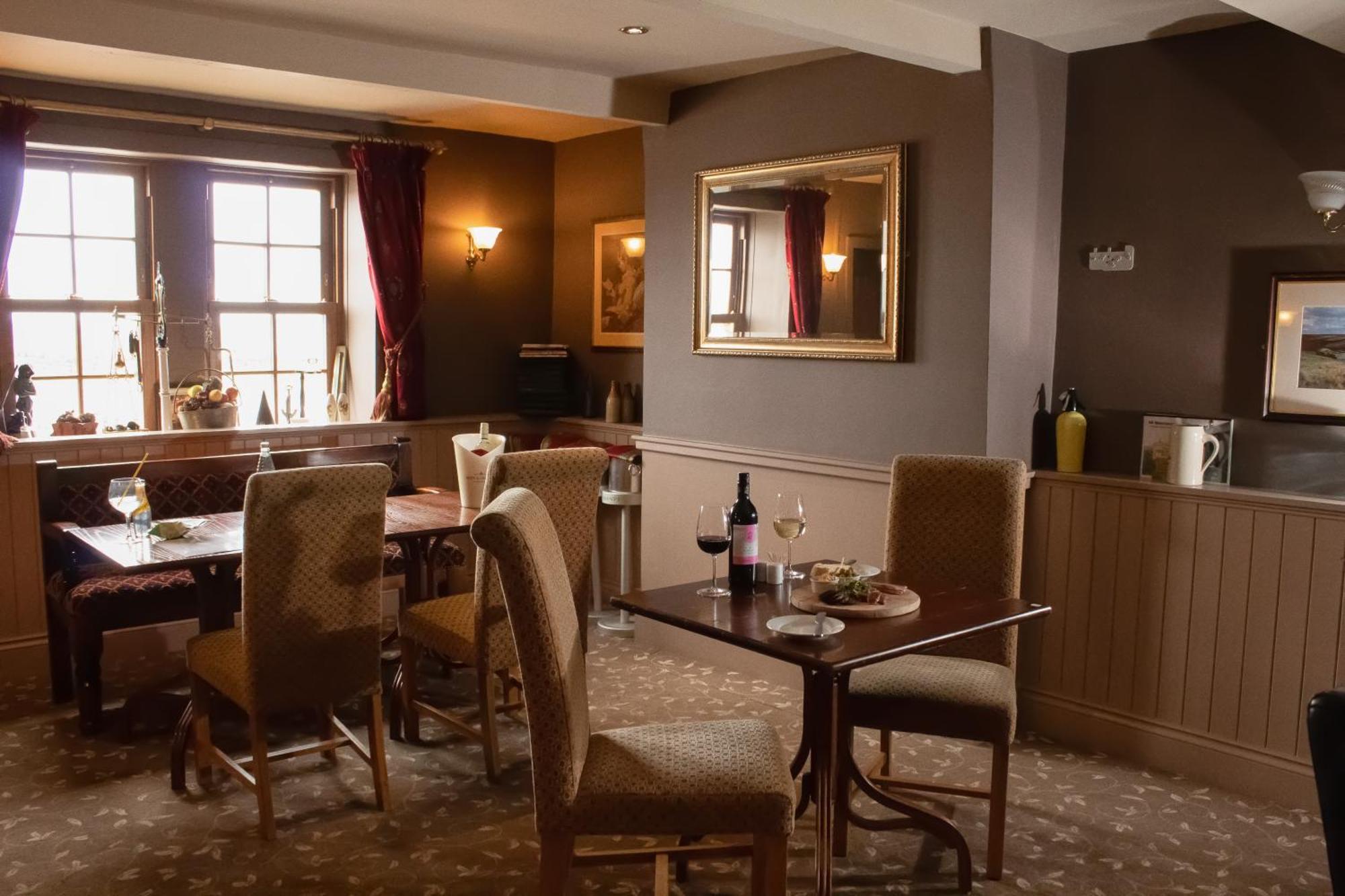 The Dog And Partridge Hotel Langsett Екстериор снимка