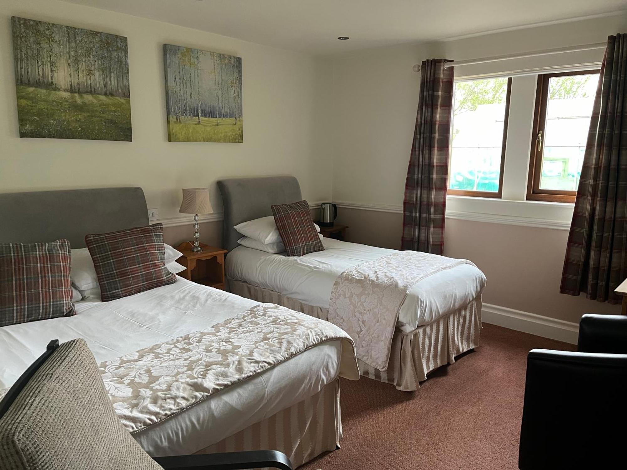 The Dog And Partridge Hotel Langsett Екстериор снимка