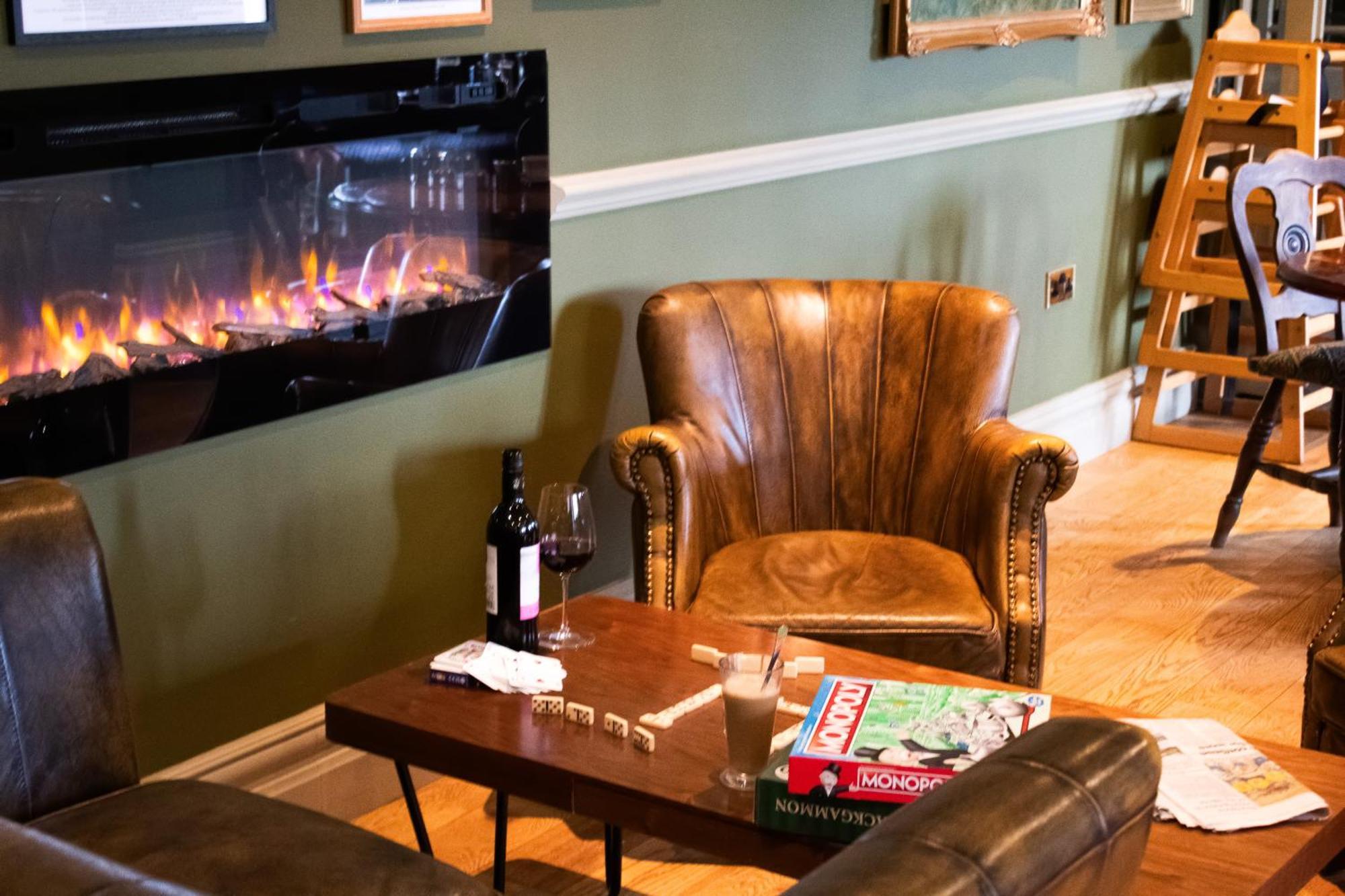 The Dog And Partridge Hotel Langsett Екстериор снимка