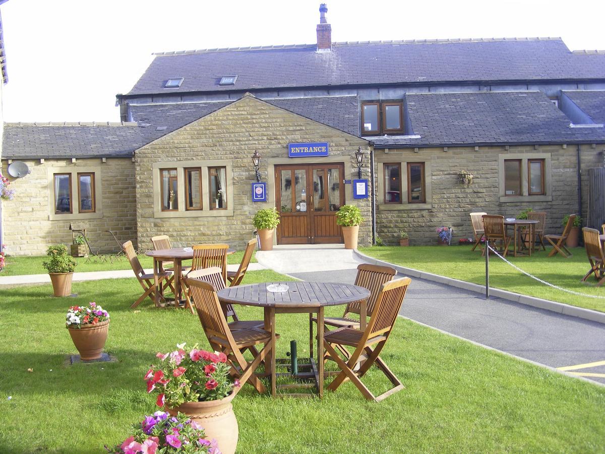 The Dog And Partridge Hotel Langsett Екстериор снимка