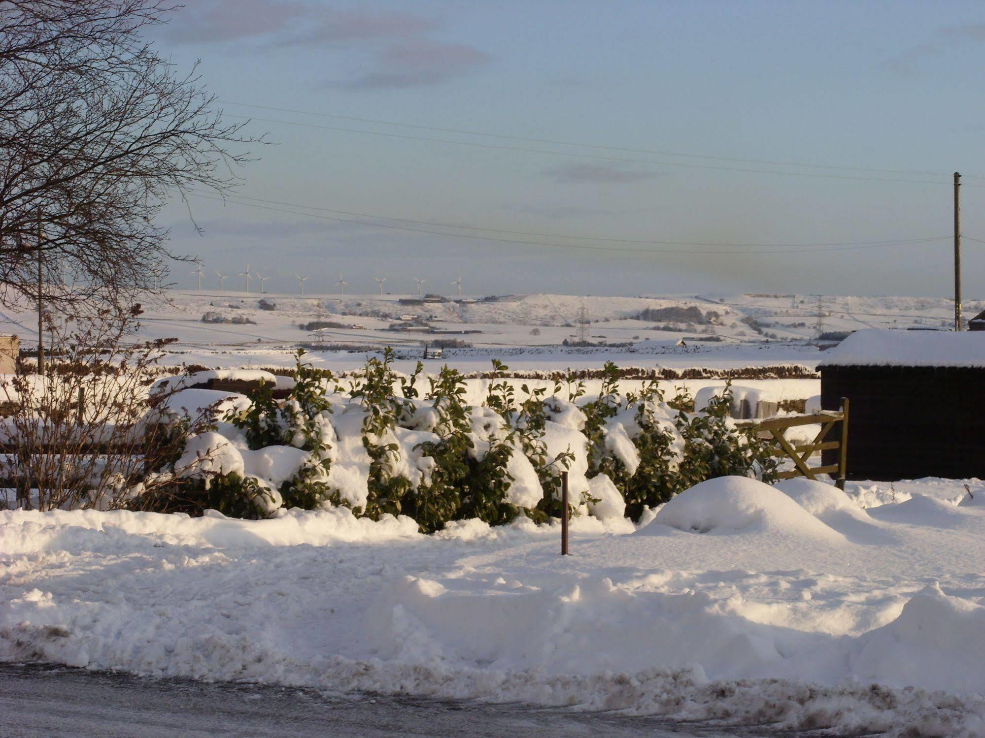 The Dog And Partridge Hotel Langsett Екстериор снимка