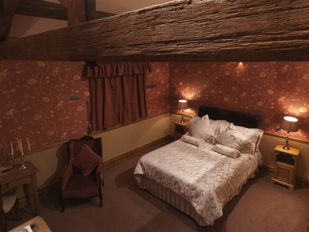 The Dog And Partridge Hotel Langsett Екстериор снимка
